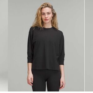 Lululemon Athletica Black LA 3/4 Sleeve Crewneck Top